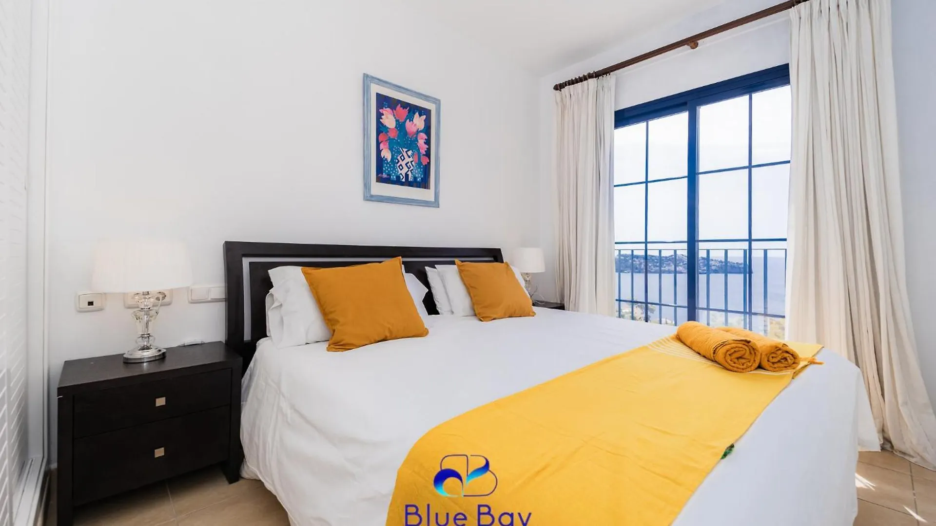 Lynnes Balcony Apartment La Herradura