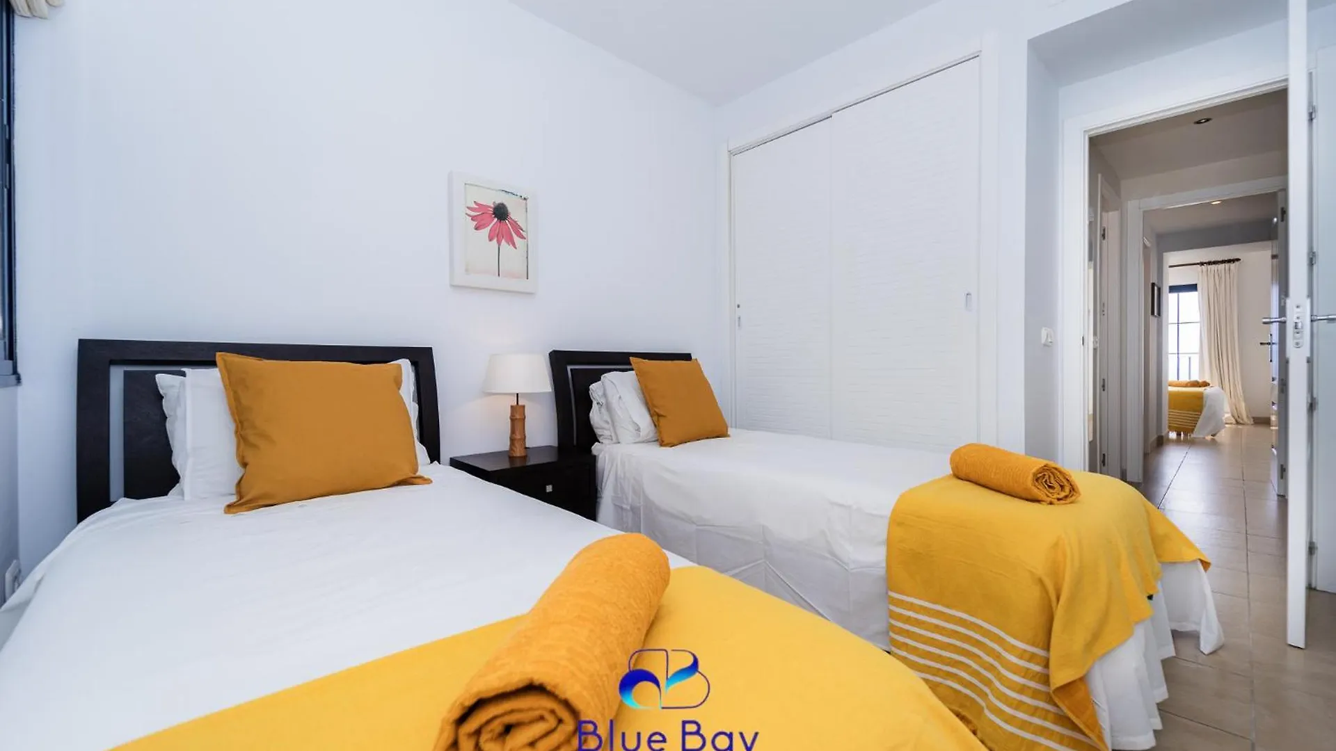 Lynnes Balcony Apartment La Herradura