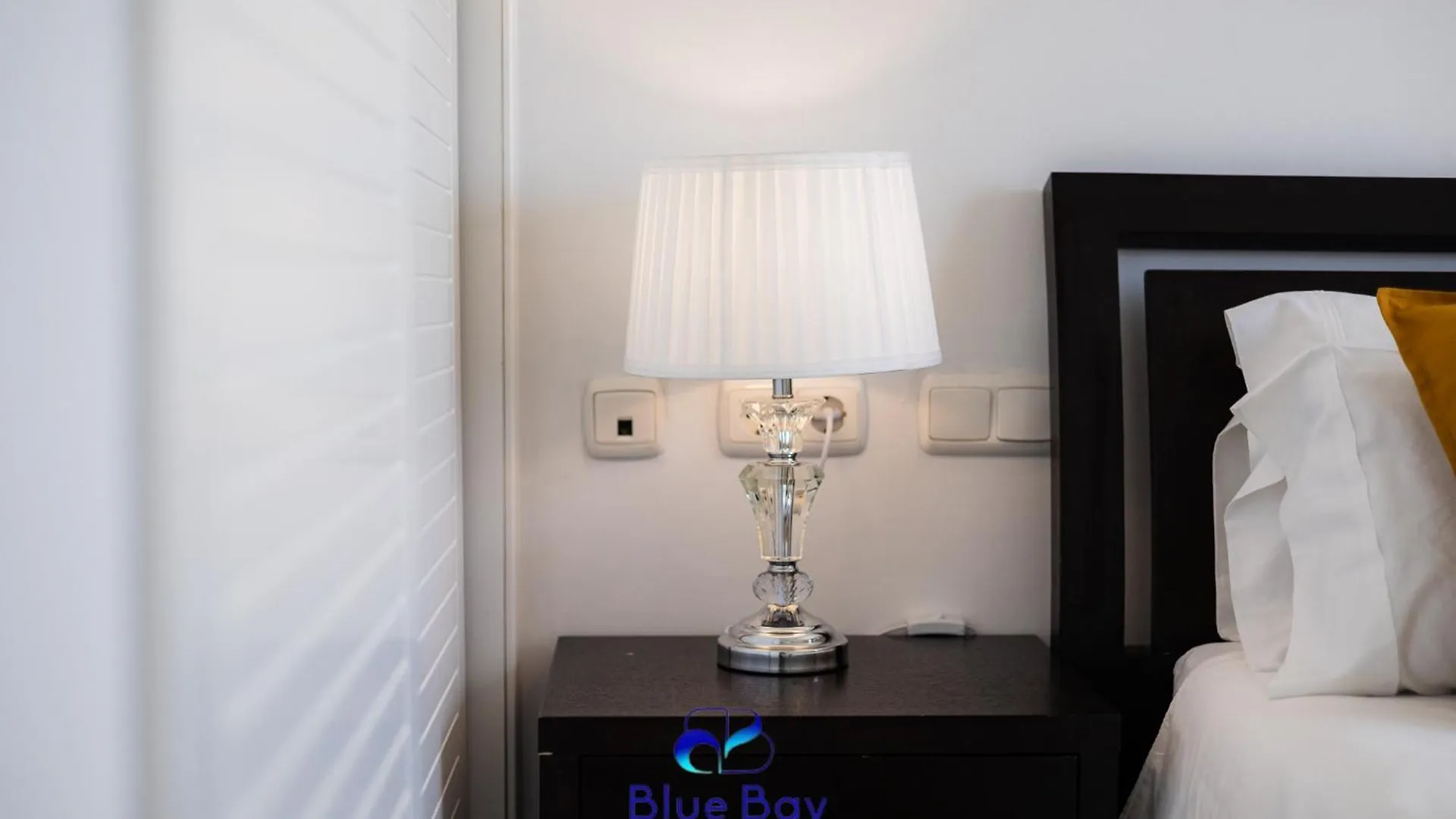Lynnes Balcony Apartment La Herradura